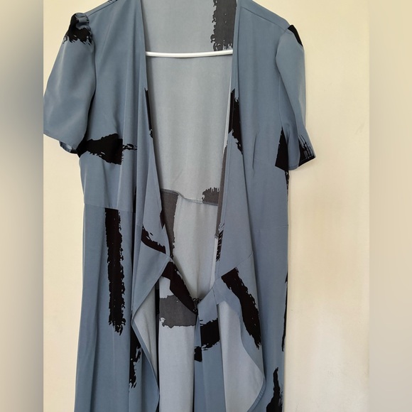 SHEIN Blue and Black Midi Dress - Picture 4 of 10